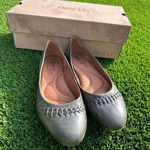 Born Madeleine Green Flats